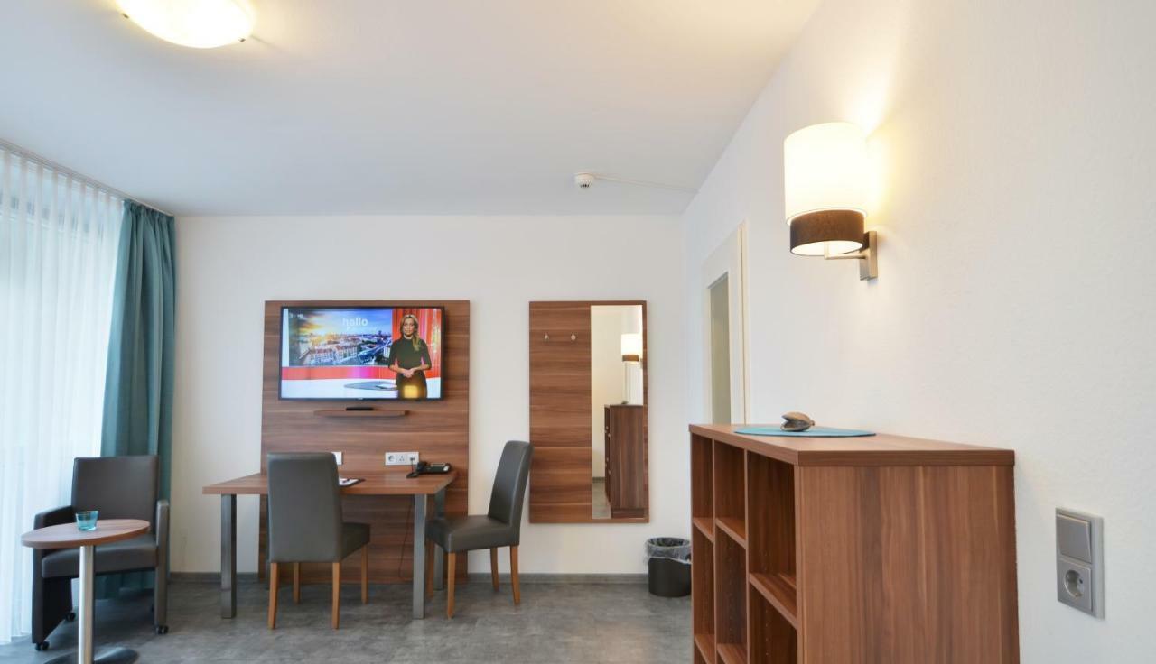 Neu Heidelberg - Guesthouse & Apartments Bagian luar foto