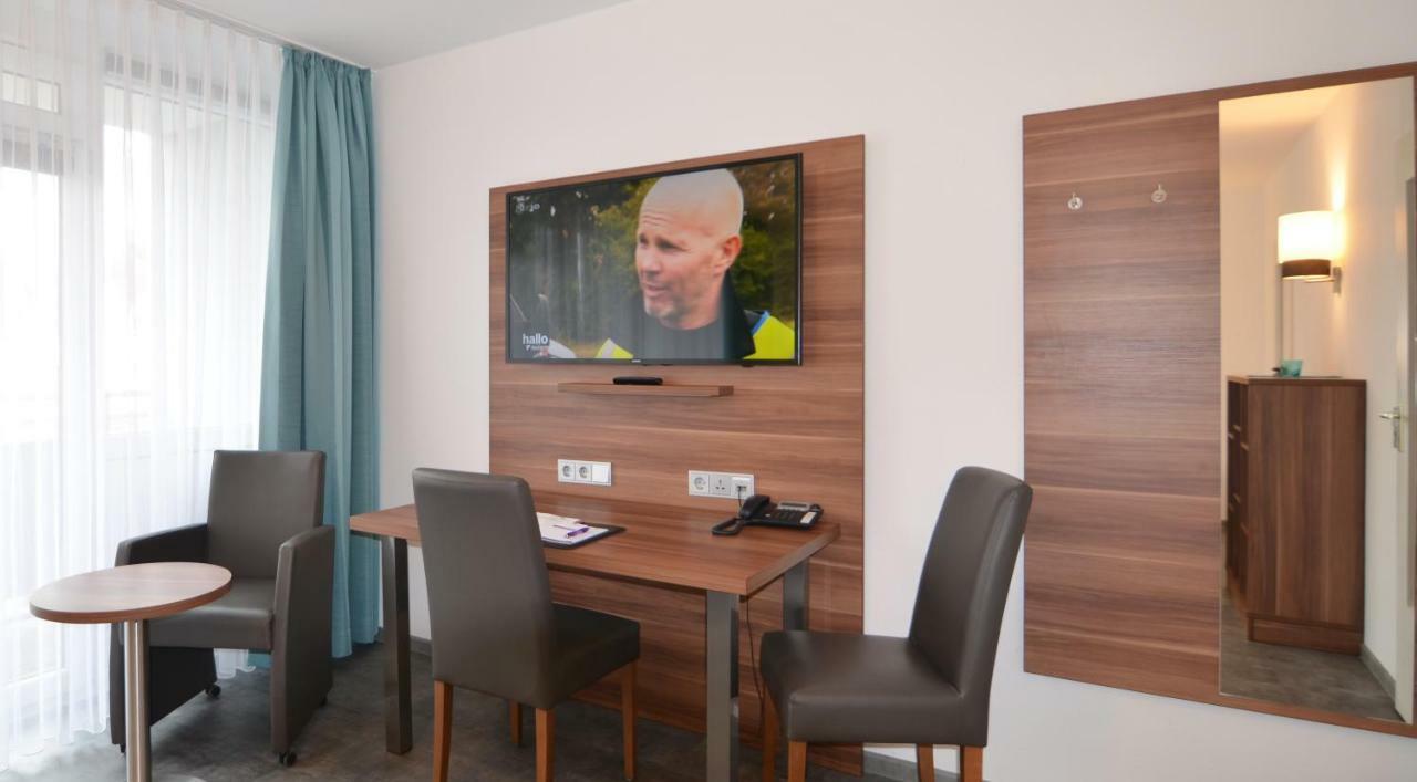 Neu Heidelberg - Guesthouse & Apartments Bagian luar foto