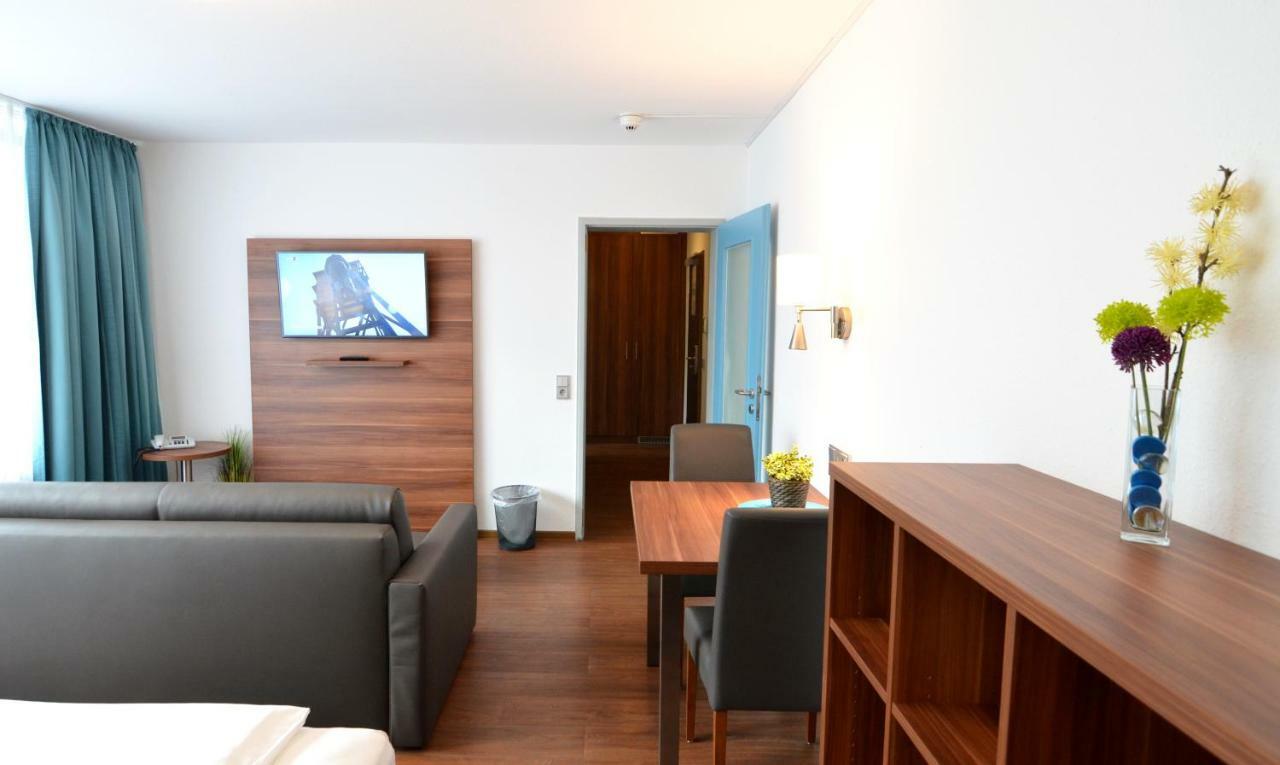 Neu Heidelberg - Guesthouse & Apartments Bagian luar foto